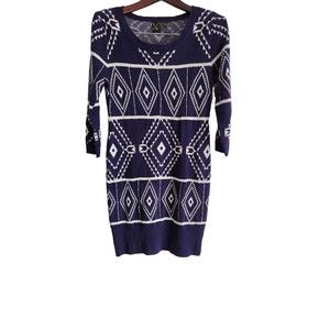 T/O Sweaters Dress‎ Women Size Medium Purple 100% Acrylic Tribal Geometric Print